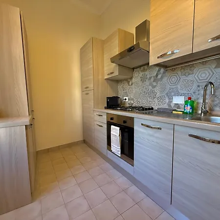 Sanremo Central Apartment Апартаменты Санремо